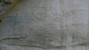PICTURES/El Morror Natl Monument - Inscriptions/t_Petroglyphs & Names.JPG